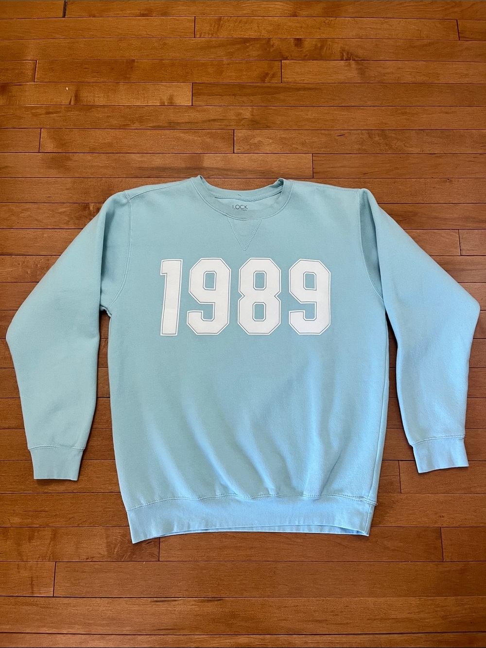 Taylor Swift Inspired Light Blue '1989' Crewneck Sweatshirt - Medium